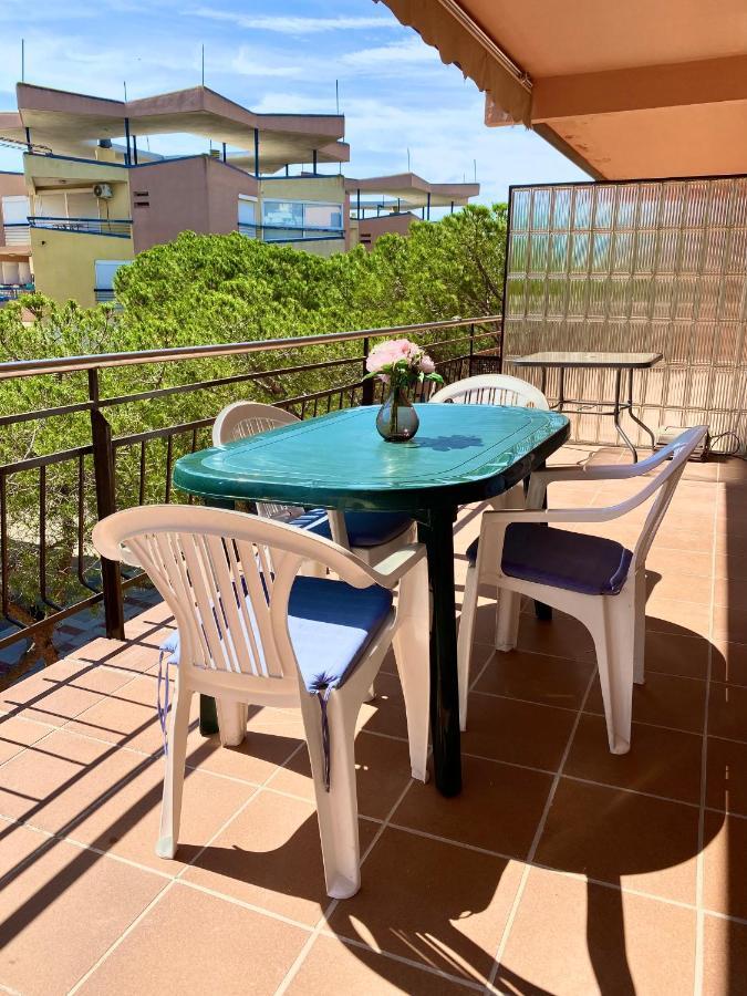 Apartaments Кастел Пладжа де Аро Екстериор снимка